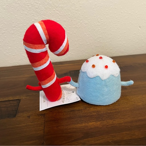 Target 2023 Wonderland Candy Cane & Gundrop - Picture 2 of 4